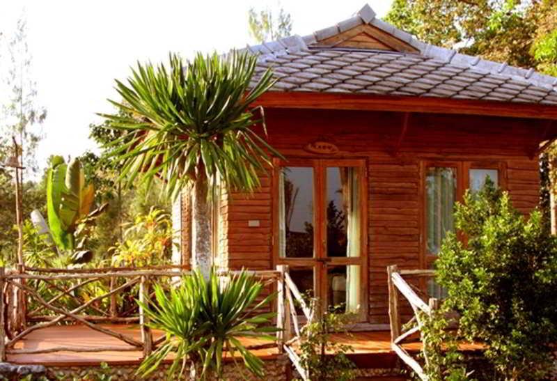 Sai Ngam Beach Resort Pathio Luaran gambar
